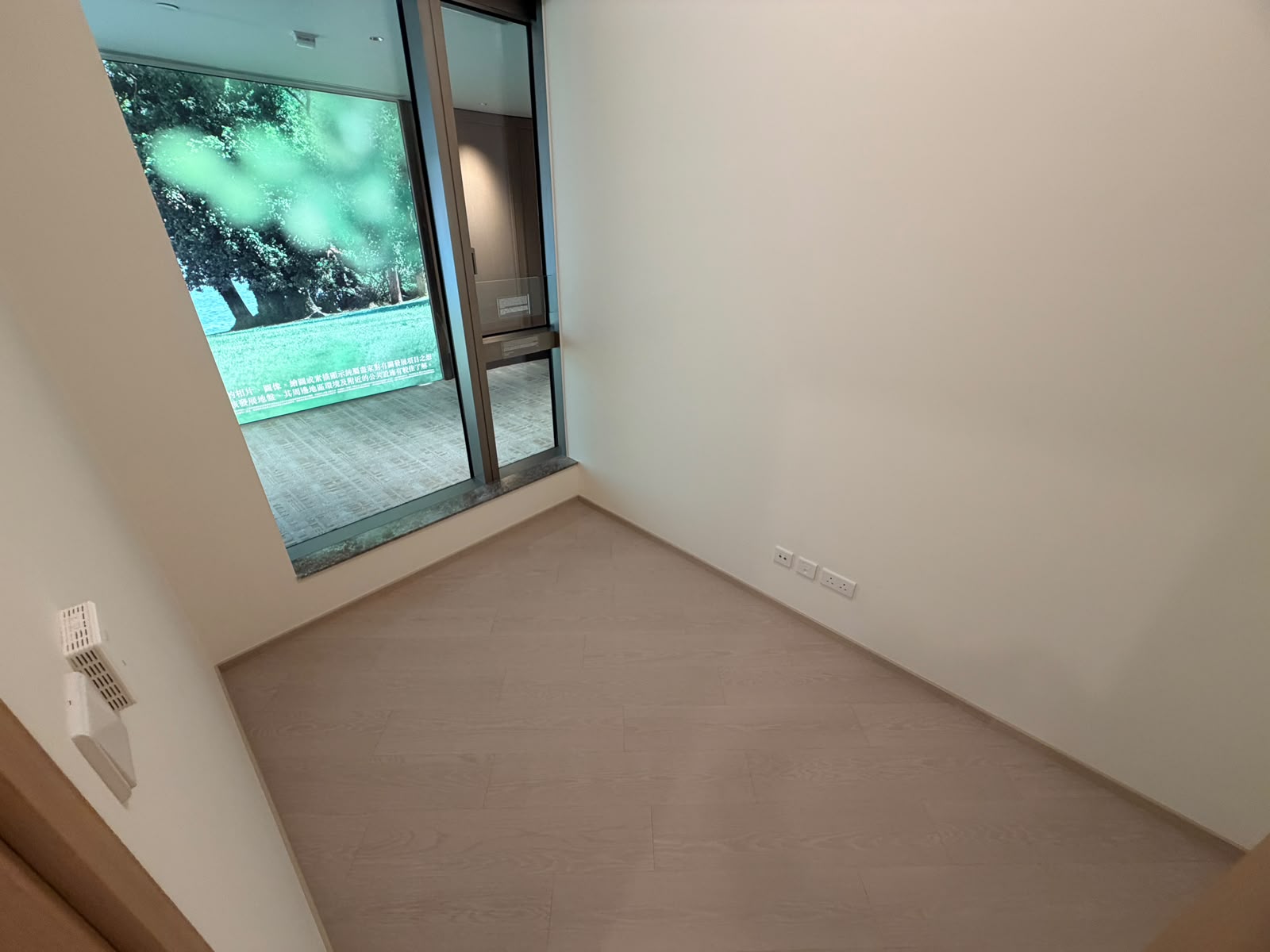 瑅海示範單位參考照片：房間另一角度